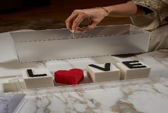 LOVE CUBE BOX | صندوق مكعبات الحب