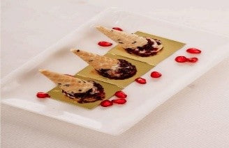 Mixed cheese with cranberry and walnuts in cone | جبن مشكل مع التوت البري والجوز