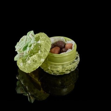Pistachio color crystal giveaways 1 | توزيعات كريستال لون فستقى1