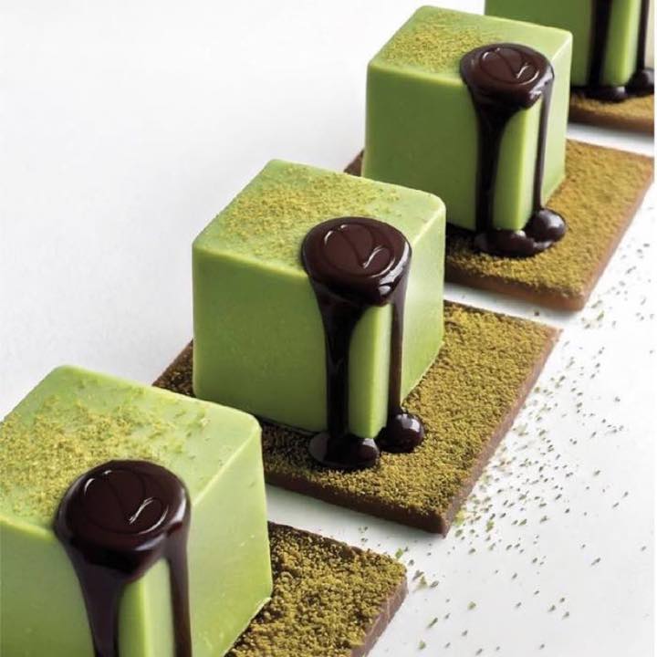 Matcha petit gâteaux with dark chocolate, Lazurd Kuwait
