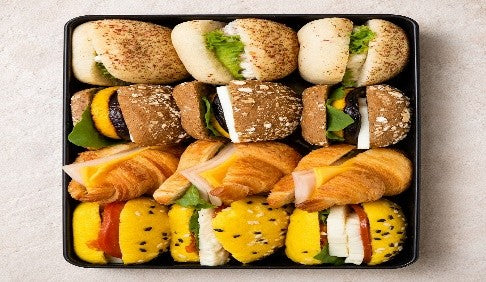Mini Sandwich Box | علبة الميني ساندويتش